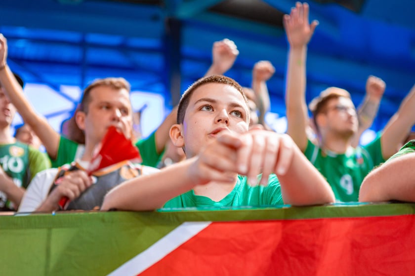 Kibice na meczu Śląska Wrocław z drużyną Arriva Polski Cukier Toruń w Orbicie