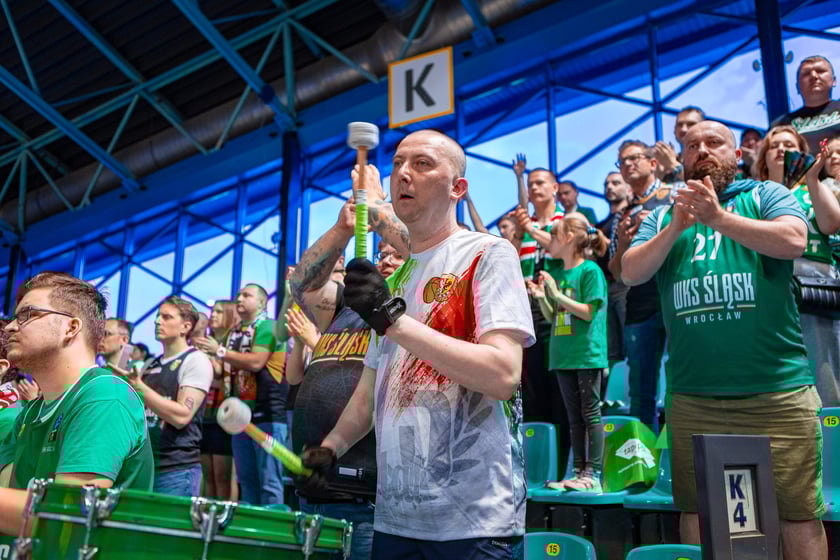 Kibice na meczu Śląska Wrocław z drużyną Arriva Polski Cukier Toruń w Orbicie