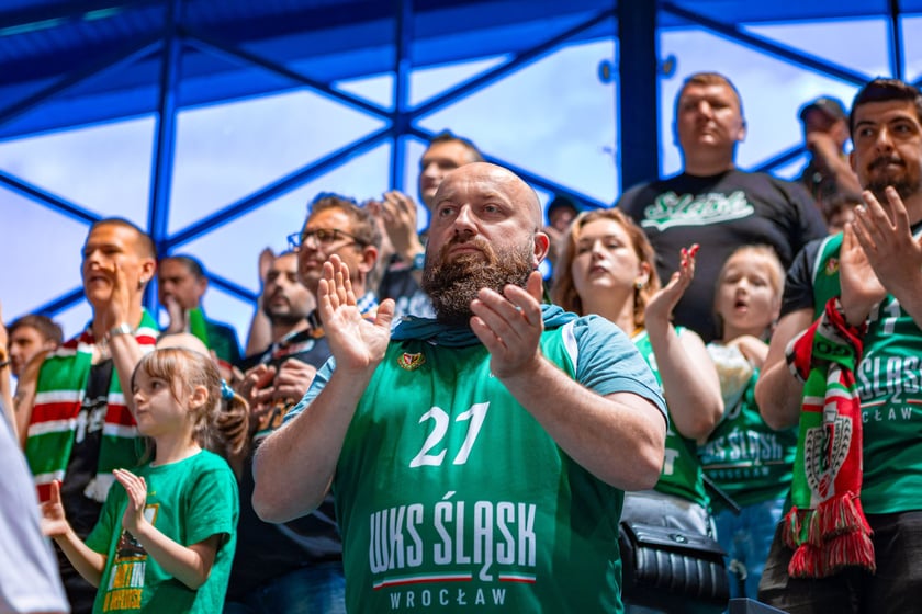Kibice na meczu Śląska Wrocław z drużyną Arriva Polski Cukier Toruń w Orbicie