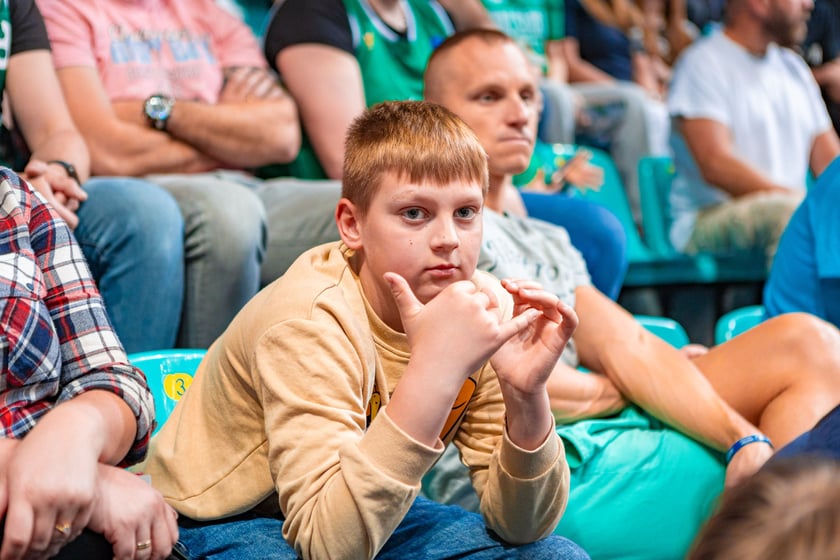 Kibice na meczu Śląska Wrocław z drużyną Arriva Polski Cukier Toruń w Orbicie