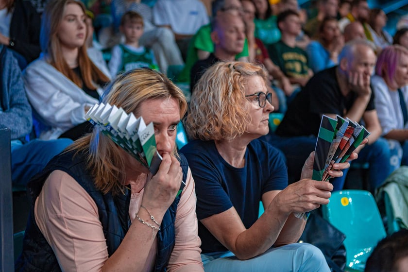 Kibice na meczu Śląska Wrocław z drużyną Arriva Polski Cukier Toruń w Orbicie