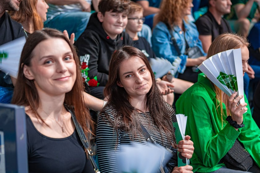 Kibice na meczu Śląska Wrocław z drużyną Arriva Polski Cukier Toruń w Orbicie