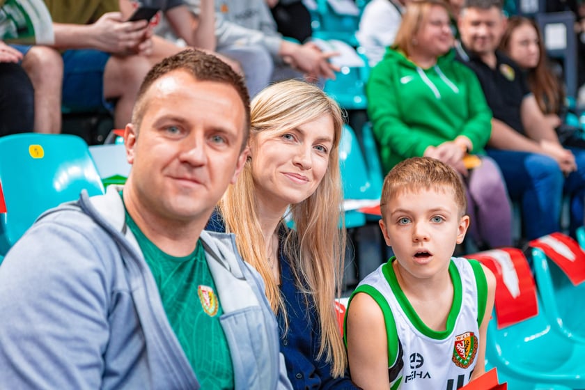 Kibice na meczu Śląska Wrocław z drużyną Arriva Polski Cukier Toruń w Orbicie