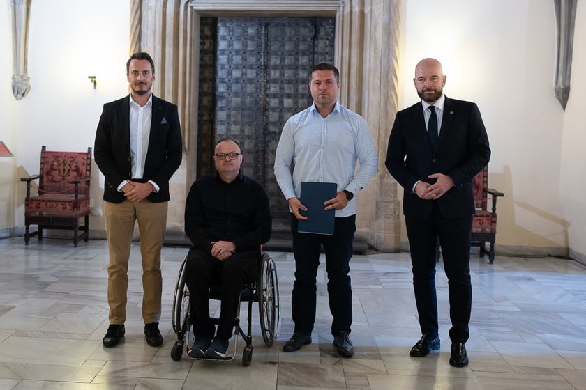 wręczenie nagród sportowcom i trenerom w Starym Ratuszu