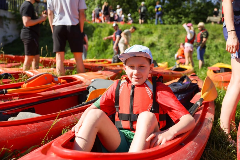 Spływ kajakowy na rozpoczęcie Majówki 2024 we Wrocławiu