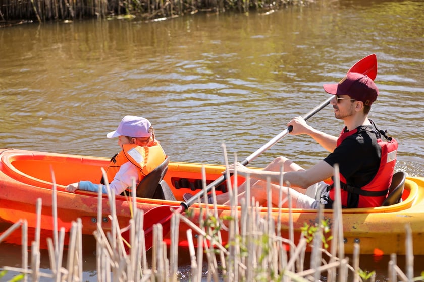 Spływ kajakowy na rozpoczęcie Majówki 2024 we Wrocławiu