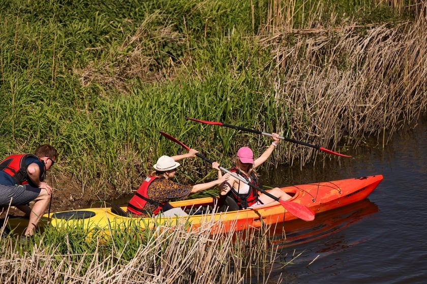 Spływ kajakowy na rozpoczęcie Majówki 2024 we Wrocławiu