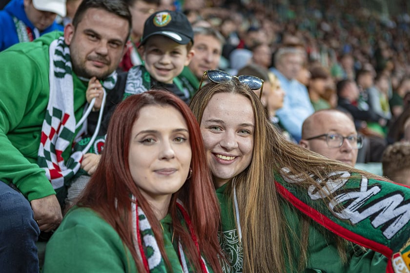 Kibice na meczu Śląska Wrocław z Cracovią na Tarczyński Arenie