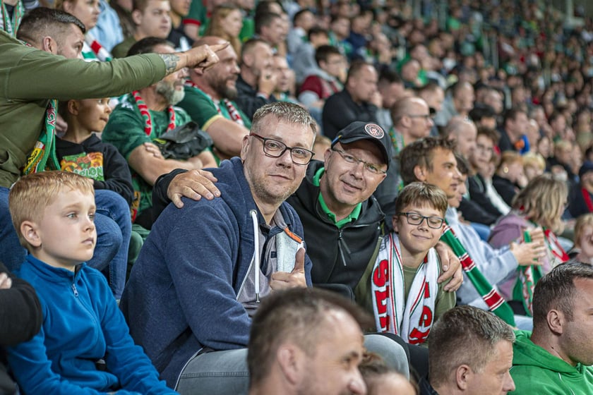 Kibice na meczu Śląska Wrocław z Cracovią na Tarczyński Arenie