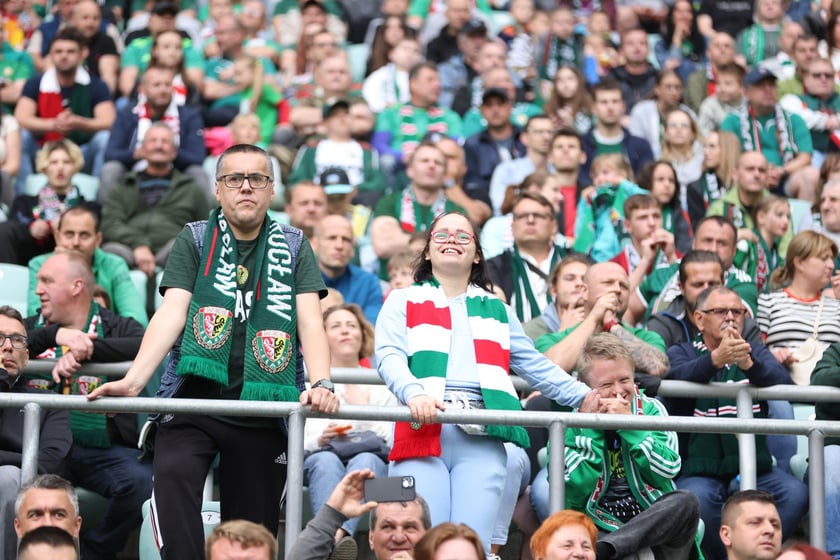Śląsk Wrocław - Radomiak Radom. Zdjęcia kibiców oraz z meczu.