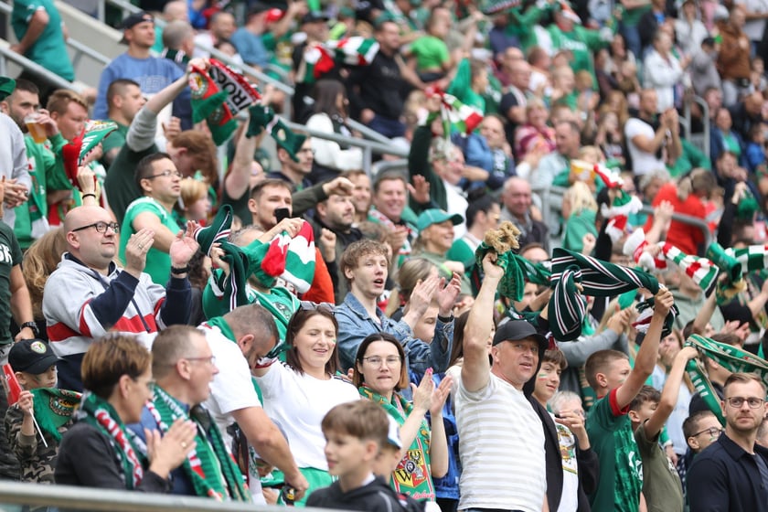 Śląsk Wrocław - Radomiak Radom. Zdjęcia kibiców oraz z meczu.