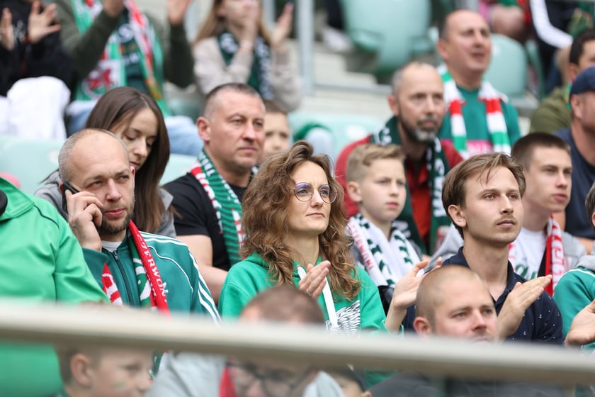 Śląsk Wrocław - Radomiak Radom. Zdjęcia kibiców oraz z meczu.