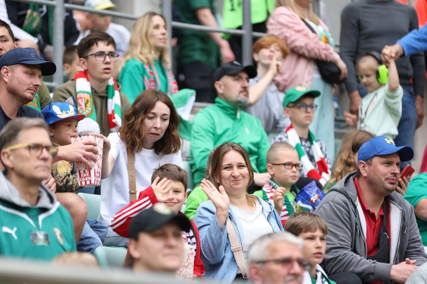 Śląsk Wrocław - Radomiak Radom. Zdjęcia kibiców oraz z meczu.