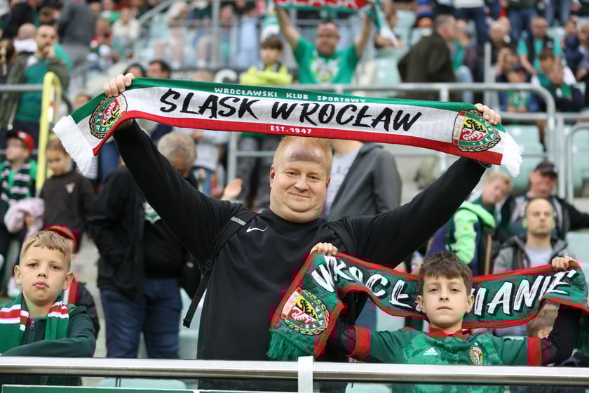 Śląsk Wrocław - Radomiak Radom. Zdjęcia kibiców oraz z meczu.