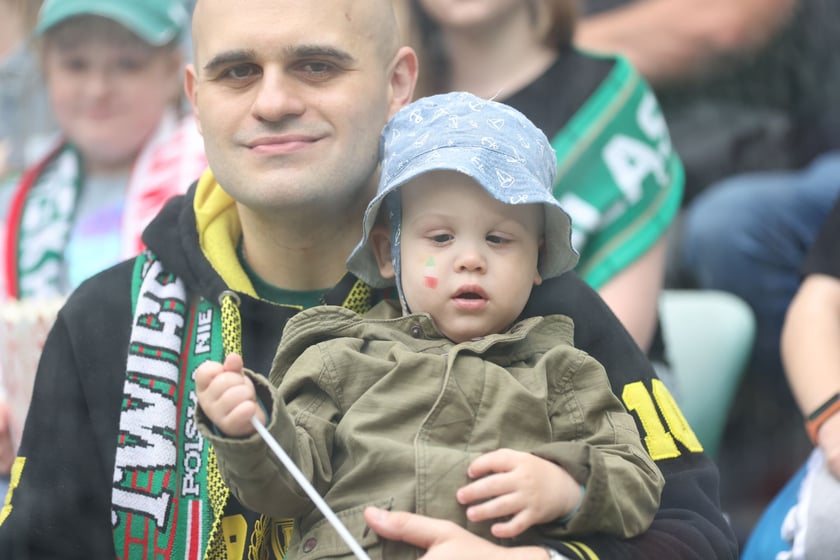 Śląsk Wrocław - Radomiak Radom. Zdjęcia kibiców oraz z meczu.