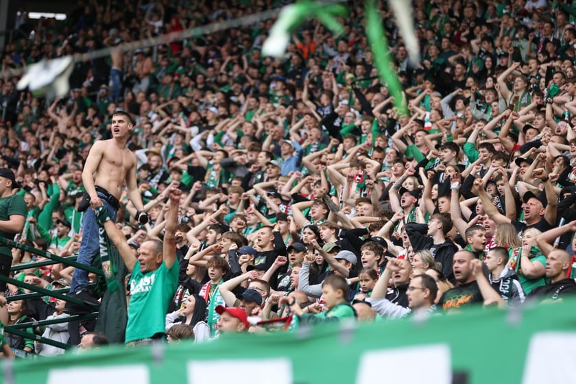 Śląsk Wrocław - Radomiak Radom. Zdjęcia kibiców oraz z meczu.