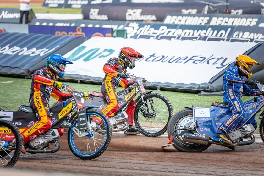 Kibice na meczu Sparta Wrocław - Stal Gorzów Wielkopolski 26 maja na Olimpijskim