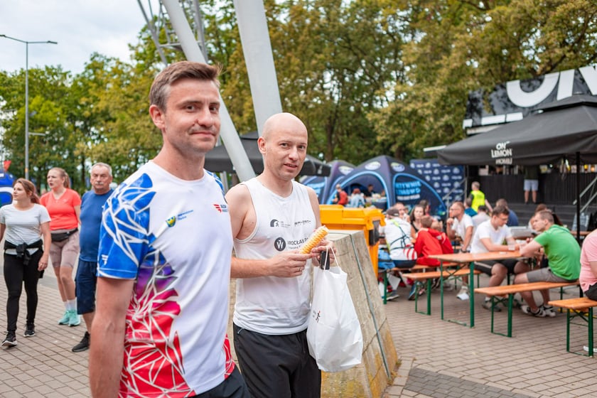 10. PKO Nocny Wrocław Półmaraton – zobaczcie zdjęcia uczestników tuż przed startem