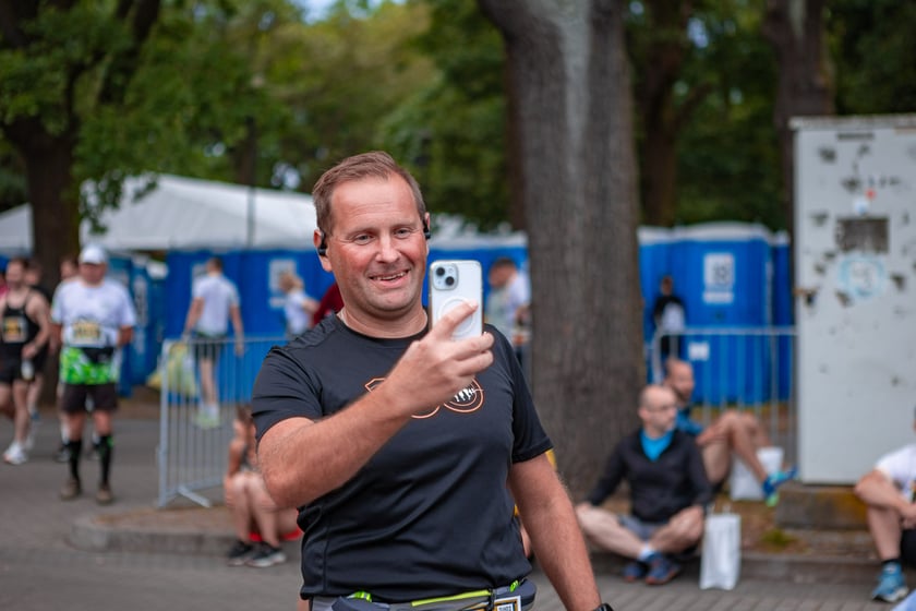 10. PKO Nocny Wrocław Półmaraton – zobaczcie zdjęcia uczestników tuż przed startem