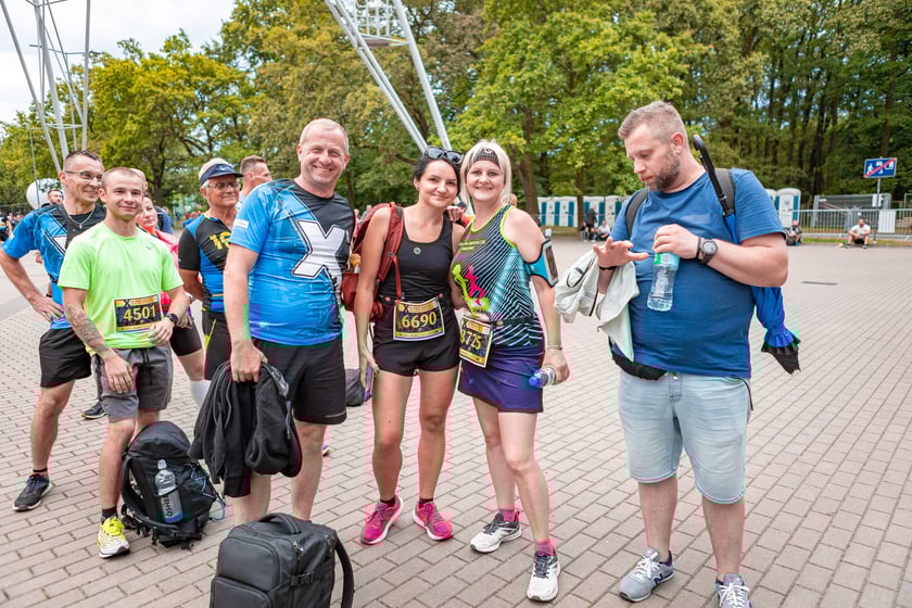 10. PKO Nocny Wrocław Półmaraton – zobaczcie zdjęcia uczestników tuż przed startem