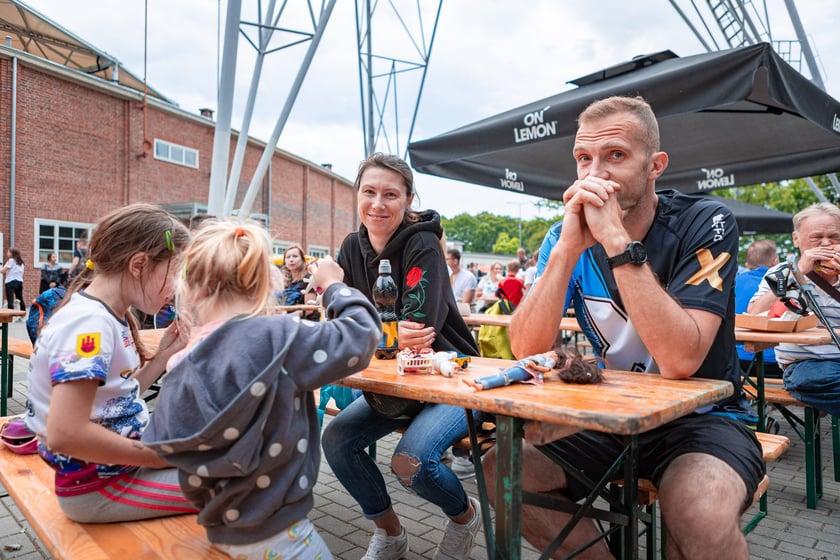 10. PKO Nocny Wrocław Półmaraton – zobaczcie zdjęcia uczestników tuż przed startem