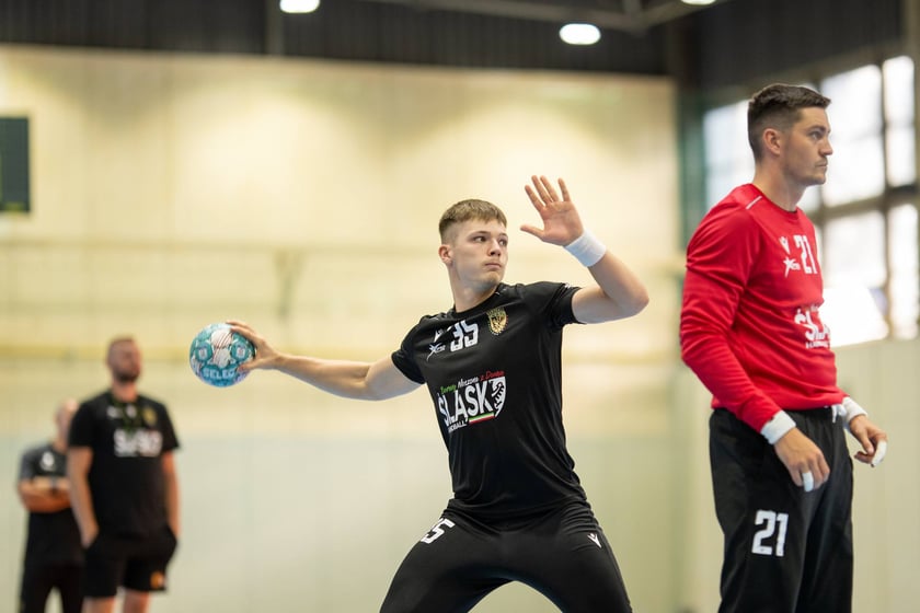 Piłkarze ręczni na treningu przed sezonem 2024/2025