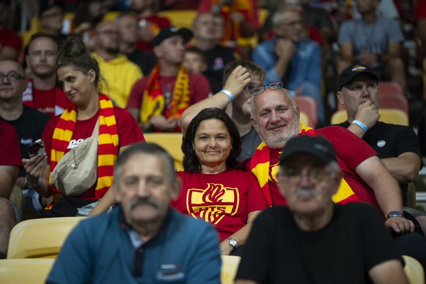 Kibice podczas meczu Betard Sparta Wrocław - GKM Grudziądz na Stadionie Olimpijskim