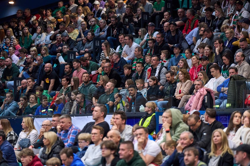 Śląsk Wrocław wygrał z Zastalem w Orbicie. Zdjęcia kibic&oacute;w