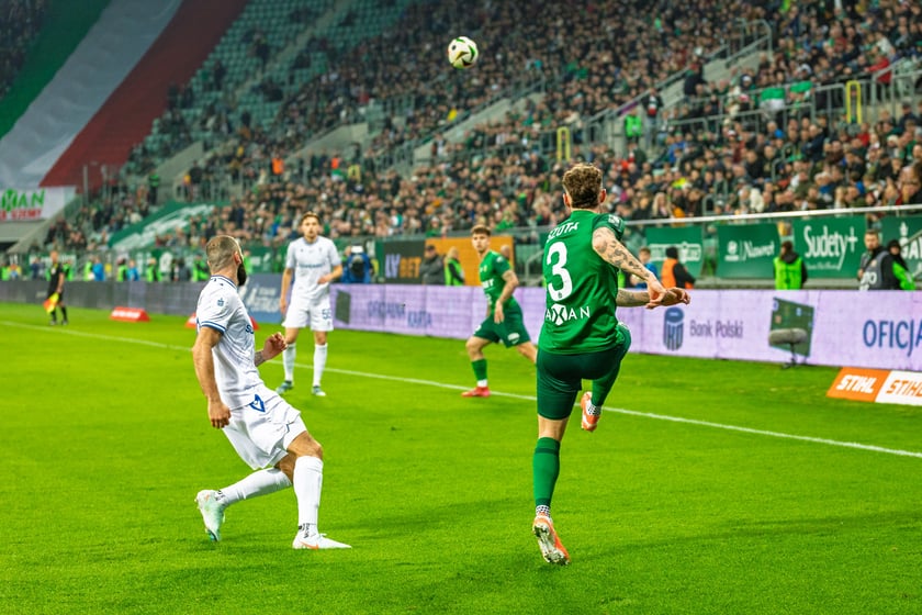 29 marca, Śląsk Wrocław pokonał u siebie Lecha Poznań 3:1