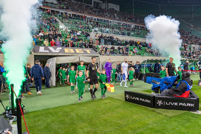 29 marca, Śląsk Wrocław pokonał u siebie Lecha Poznań 3:1