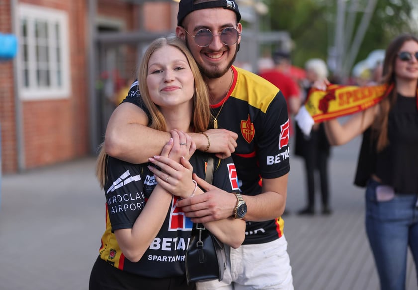 Mecz Sparta - Falubaz. Inauguracja sezonu PGE Ekstraligi we Wrocławiu