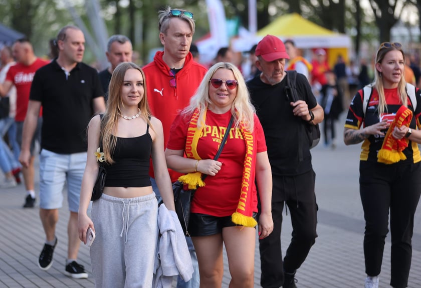 Mecz Sparta - Falubaz. Inauguracja sezonu PGE Ekstraligi we Wrocławiu