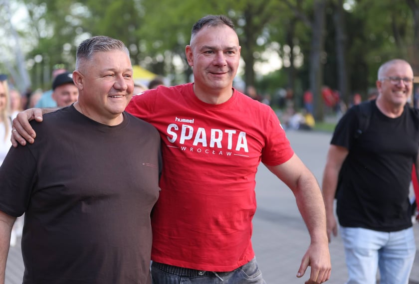 Mecz Sparta - Falubaz. Inauguracja sezonu PGE Ekstraligi we Wrocławiu