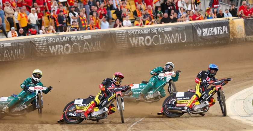 Mecz Sparta - Falubaz. Inauguracja sezonu PGE Ekstraligi we Wrocławiu