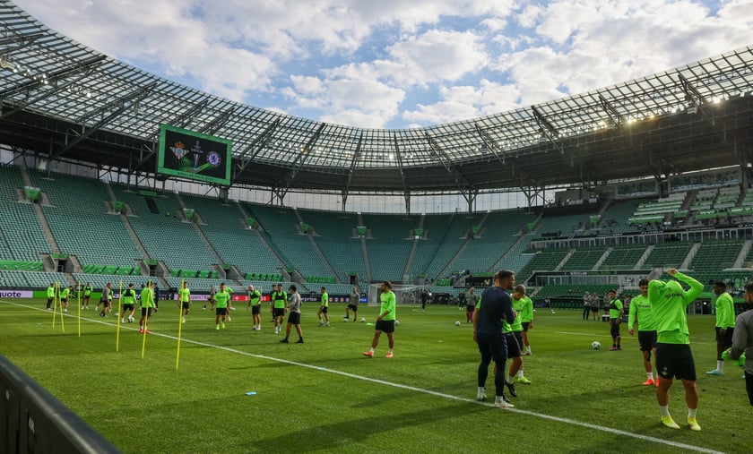 Trening Betisu na stadionie we Wrocławiu przed finałem z Chelsea, 27 maja
