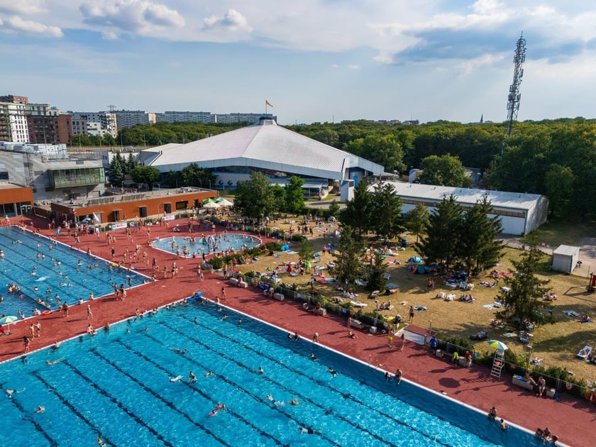 Pływalnia Letnia Orbita  przy ul. Wejherowskiej 34 we Wrocławiu