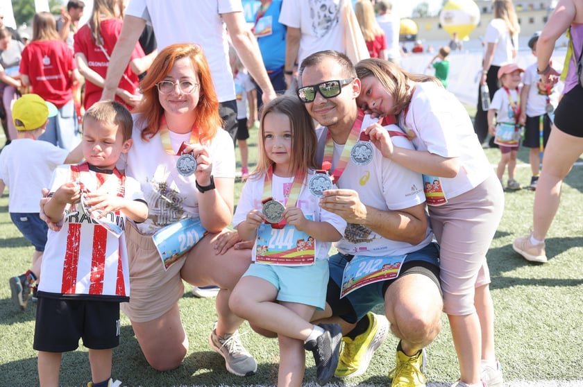 PKO Wieczorny Bieg Rodzinny. Zdjęcia uczestników