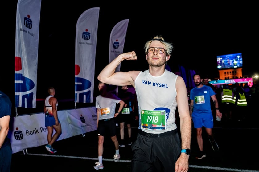 Uczestnicy 11. PKO Nocnego Wrocław Półmaratonu