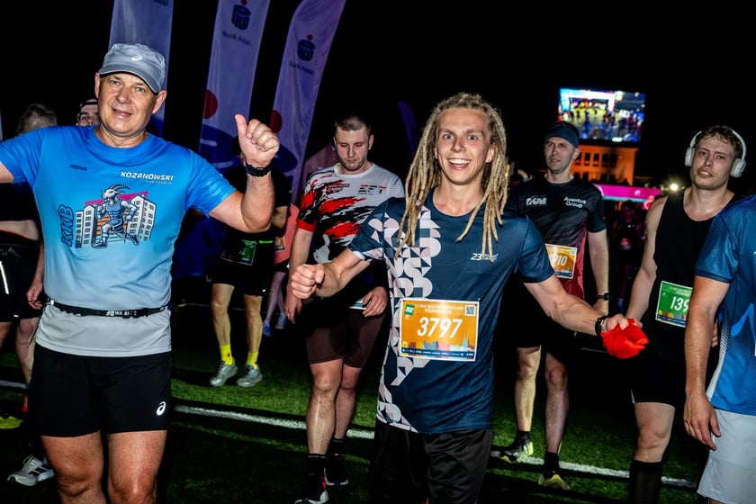 Uczestnicy 11. PKO Nocnego Wrocław Półmaratonu