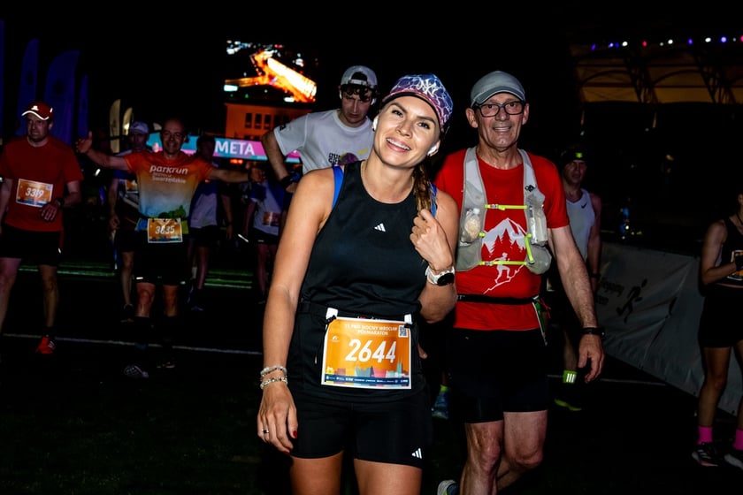 Uczestnicy 11. PKO Nocnego Wrocław Półmaratonu