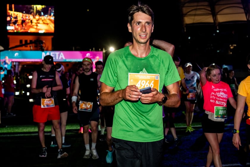 Uczestnicy 11. PKO Nocnego Wrocław Półmaratonu