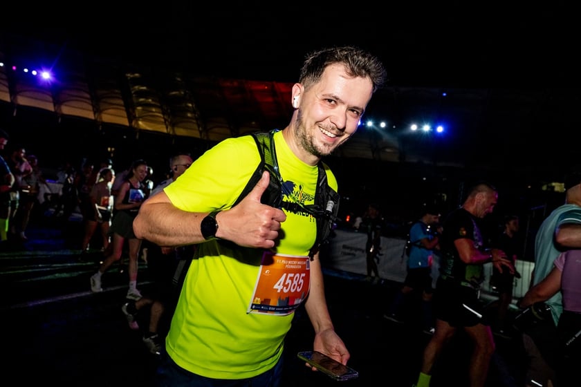 Uczestnicy 11. PKO Nocnego Wrocław Półmaratonu