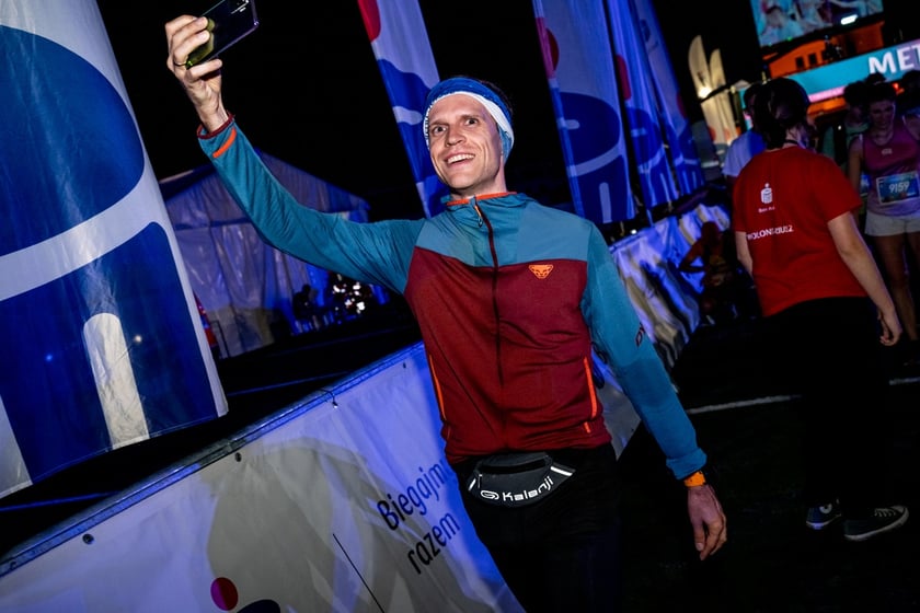 Uczestnicy 11. PKO Nocnego Wrocław Półmaratonu