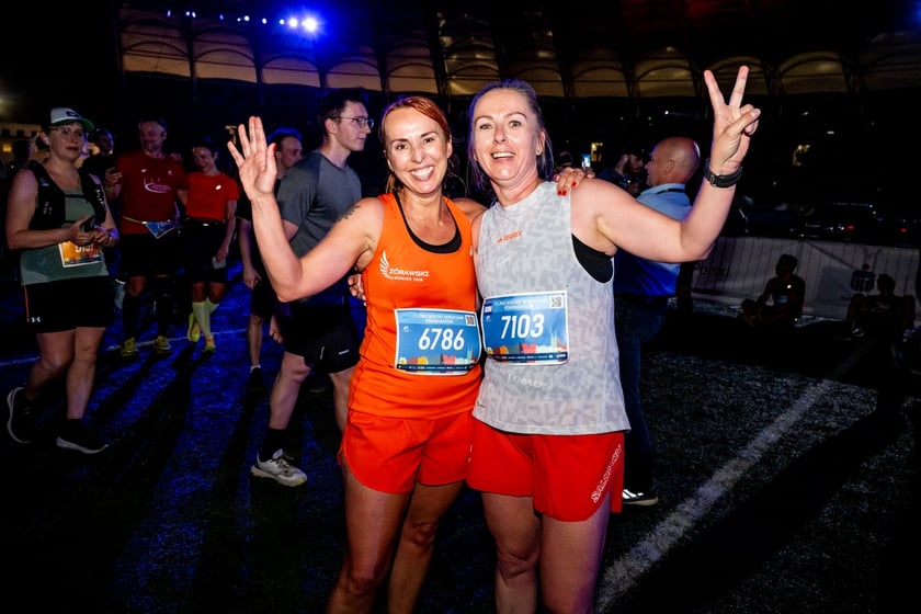 Uczestnicy 11. PKO Nocnego Wrocław Półmaratonu