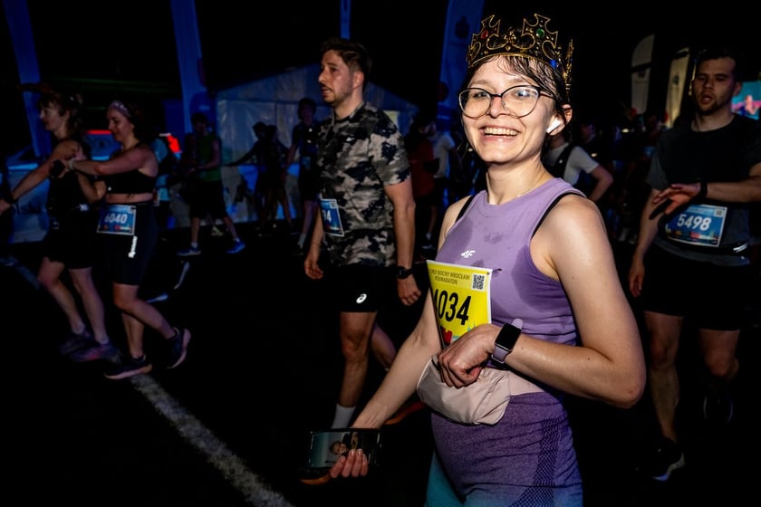 Uczestnicy 11. PKO Nocnego Wrocław Półmaratonu