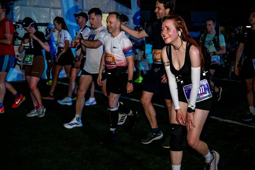Uczestnicy 11. PKO Nocnego Wrocław Półmaratonu