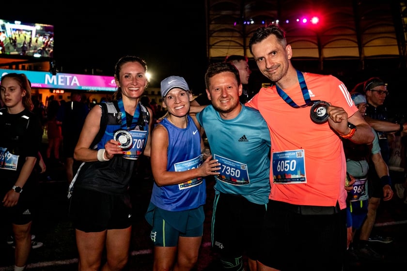 Uczestnicy 11. PKO Nocnego Wrocław Półmaratonu