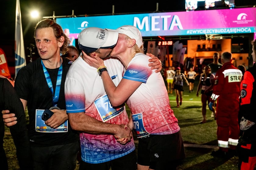 Uczestnicy 11. PKO Nocnego Wrocław Półmaratonu