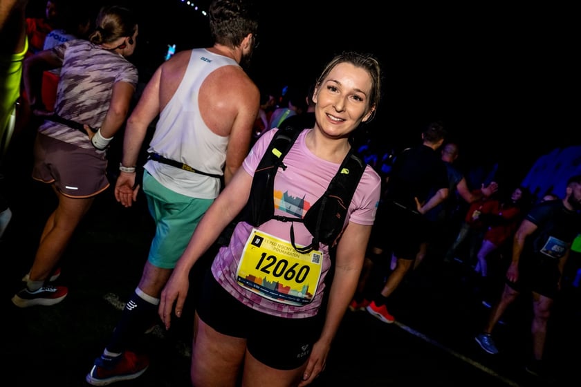 Uczestnicy 11. PKO Nocnego Wrocław Półmaratonu