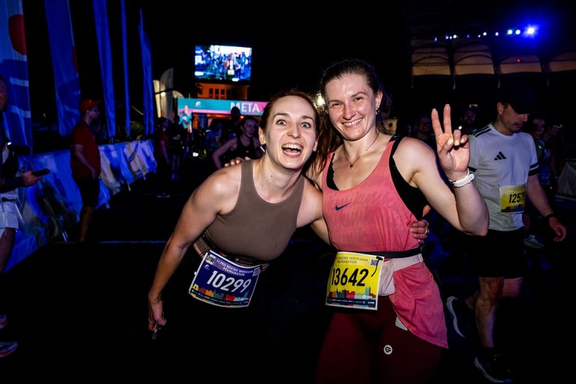 Uczestnicy 11. PKO Nocnego Wrocław Półmaratonu